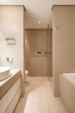 Weiteres Bad - 