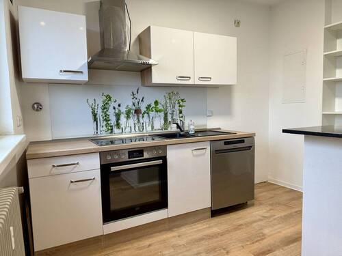 Küche mit Einbauküche - 5 Zimmer Etagenwohnung in Aachen
