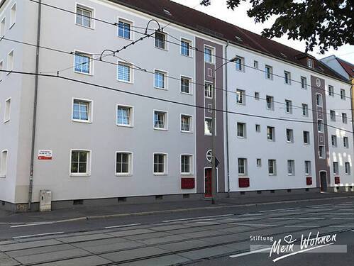 Titelbild - Möbel rein und Beine hoch - gemütliche 3 Zimmerwohnung sucht neue Bewohner