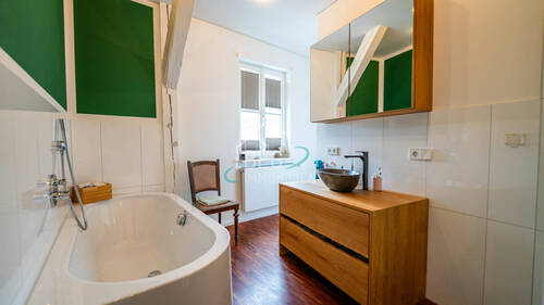 Badezimmer 1. OG - 