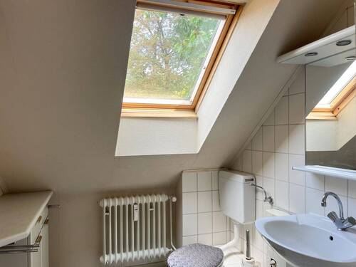 Bad mit Dusche im DG - 