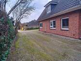 Auffahrt - Einfamilienhaus mit 200,00 m&sup2; in Husum zum Kaufen