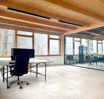 Arbeitsplatz in modernem und hellem Eckbüro in Neubau-Gemeinschaftsflächen, Warmmiete! - Murnau a. Staffelsee