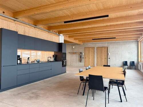 Die Gemeinschaftsküche mit Essplatz - 