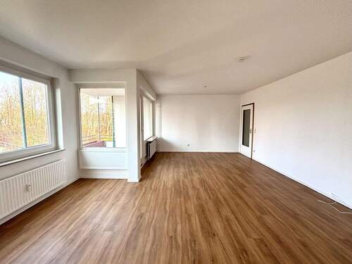 Wohn- und Esszimmer - 