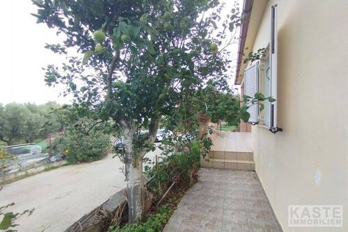 Aussenansicht - 3 Zimmer Einfamilienhaus zum Kaufen in Vamvakopoulo