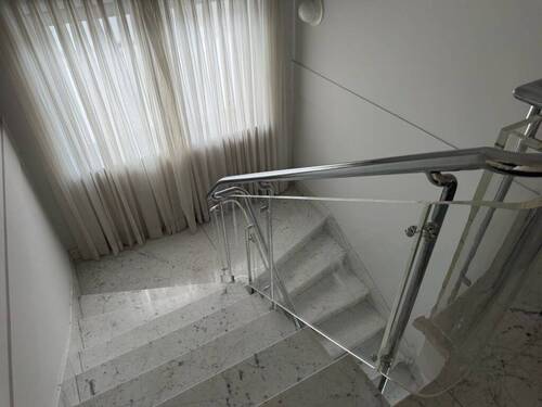 Treppenabgang - 