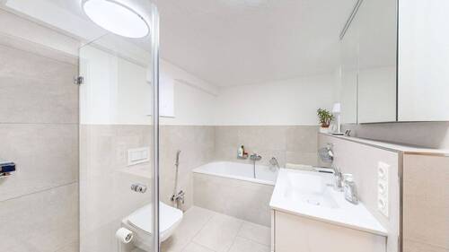 Gästebadezimmer UG - 