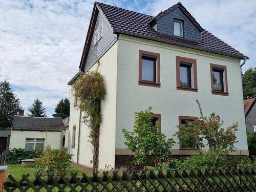 Hausansicht - Hübsches Wohnhaus mit Geschichte