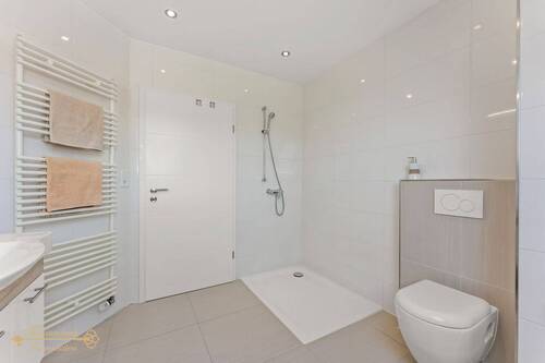 Badezimmer Haupthaus - 