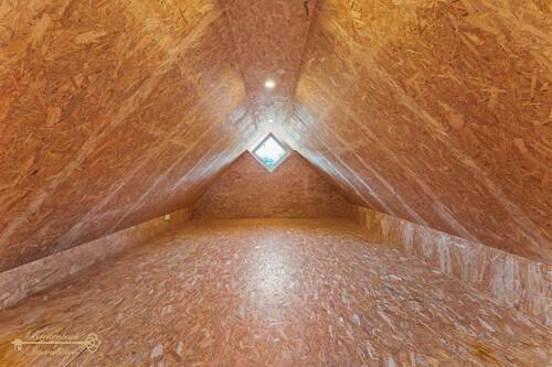 Ausgebauter Spitzboden Haupthaus - 