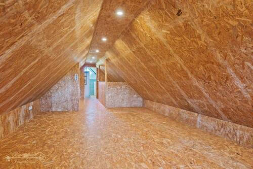 Ausgebauter Spitzboden Haupthaus - 