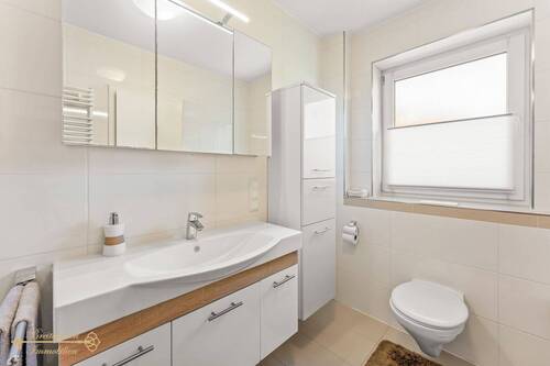 Badezimmer Einliegerwohnung - 