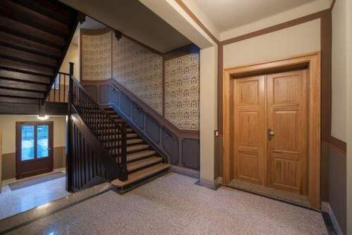 Treppenhaus - 3 Zimmer Etagenwohnung in Leipzig