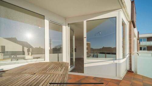 Süd-Balkon - Lichtdurchflutete 2-Zi. Wohnung mit Süd-Balkon in strandnaher Lage von Westerland