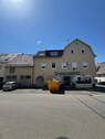 Bild 2 - 3 Zimmer Mehrfamilienhaus, Wohnhaus zum Kaufen in Holzmaden