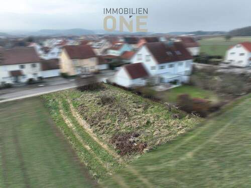 Bild 1 - Ebenerdiges Grundstück in sehr beliebter Lage