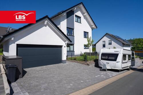Außenansicht - Modernes Familiendomizil in bester Lage von Bad Berleburg