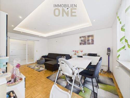 Bild 2 - 3 Zimmer Etagenwohnung zum Kaufen in Neutraubling