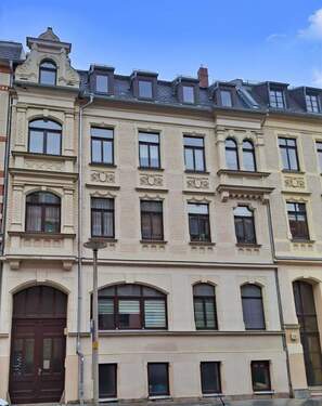 Ansicht von Außen 1 - Entdecken sie diese charmante und Top sanierte Dachgeschoss-Wohnung in einer der besten Lagen der Stadt!