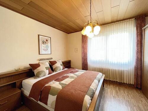 Schlafzimmer mit Möblierungsbeispiel - 