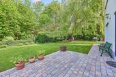 Terrasse - Einfamilienhaus mit 223,30 m&sup2; in Kaiserslautern zum Kaufen