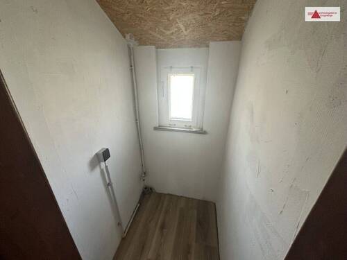 Abstellraum mit WM Anschluss - 