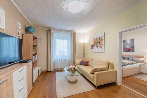 Wohnen - 2 Zimmer Etagenwohnung zur Miete in Frankfurt am Main