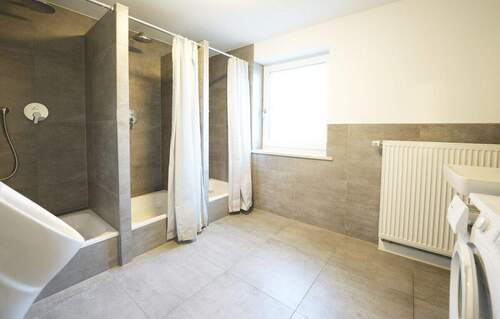 Badezimmer im EG - 