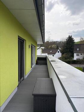 umlaufende Terrasse - Etagenwohnung mit 82,10 m&sup2; in Kürten zur Miete