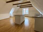 Wohnküche - Helle Dachgeschosswohnung im Stadtzentrum von Kempten