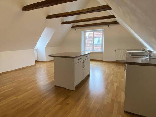 Wohnküche - Helle Dachgeschosswohnung im Stadtzentrum von Kempten