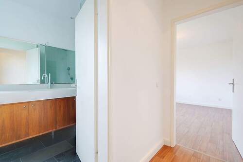 Bad und Schlafzimmer - 