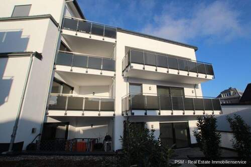 Südseite - 3 Zimmer im Herzen von Karben * * * Erdgeschoss 108 m² * * * ca. 3 Km zur Europaschule