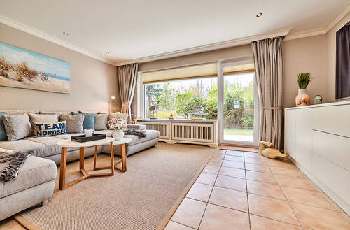 Wohnzimmer EG - 3 Zimmer Etagenwohnung zum Kaufen in Wenningstedt-Braderup (Sylt)