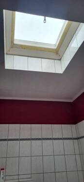 Dachfenster im Bad - 