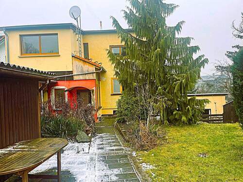 Hinteransicht.jpg - 1 Zimmer Mehrfamilienhaus, Wohnhaus zum Kaufen in Friedrichroda