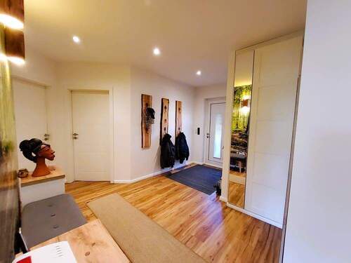 2. Flur - Eingangsbereich - 4 Zimmer Einfamilienhaus in Falkensee