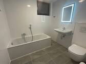Badezimmer 1. UG - 