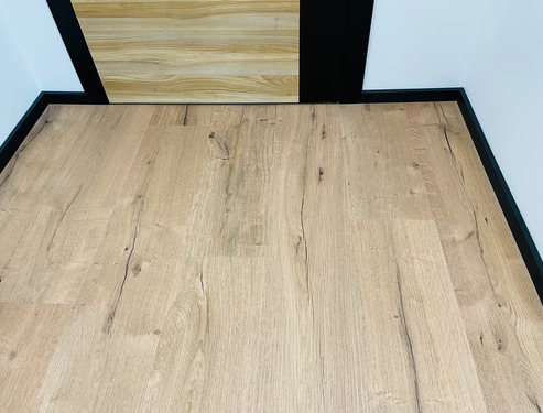 Fußboden - Holz, schwimmend verlegt - 