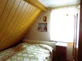 Schlafzimmer II OG - 