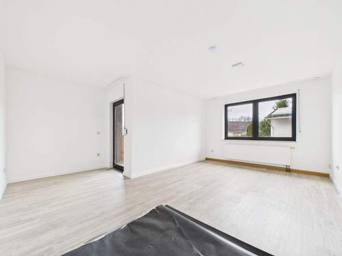 CAM05322G0-PR0017-STILL027.jpg - 