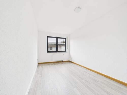 CAM05322G0-PR0017-STILL026.jpg - 