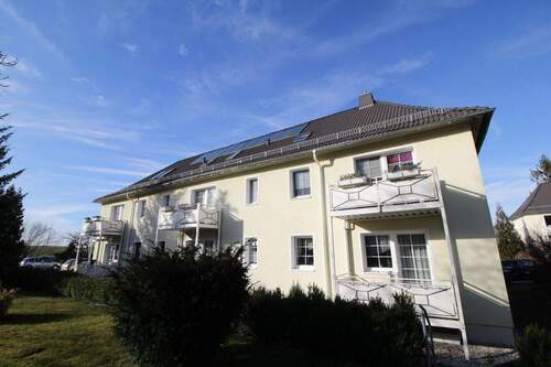 Wohnanlage - Etagenwohnung mit 76,00 m&sup2; in Crimmitschau zur Miete