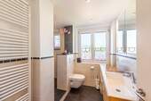 Badezimmer - Wohnung im 1. OG - 