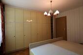 Schlafzimmer EG 1-1 - 6 Zimmer Einfamilienhaus in Gröbenzell