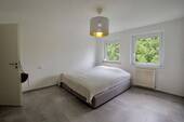 Schlafzimmer pos. 2 - 