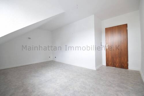 Wohnzimmer - 2 Zimmer Etagenwohnung zur Miete in Frankfurt