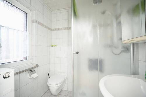 Bad EG - Einfamilienhaus mit 125,50 m² in Fulda zum Kaufen