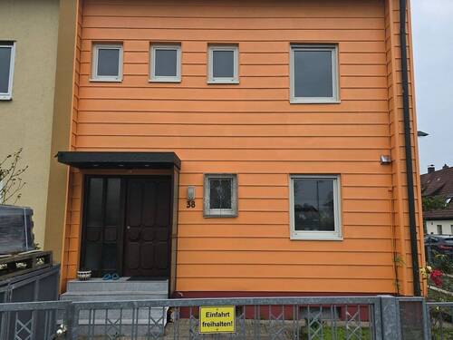 20251011_101334.jpg - 6 Zimmer Mehrfamilienhaus, Wohnhaus zum Kaufen in Feucht